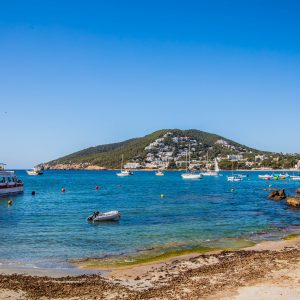 Semana en velero Mallorca Charter Formentera en velero, Crucero Formentera en velero,Rutas en barco por FormenteraTravesía en Menorca en velero